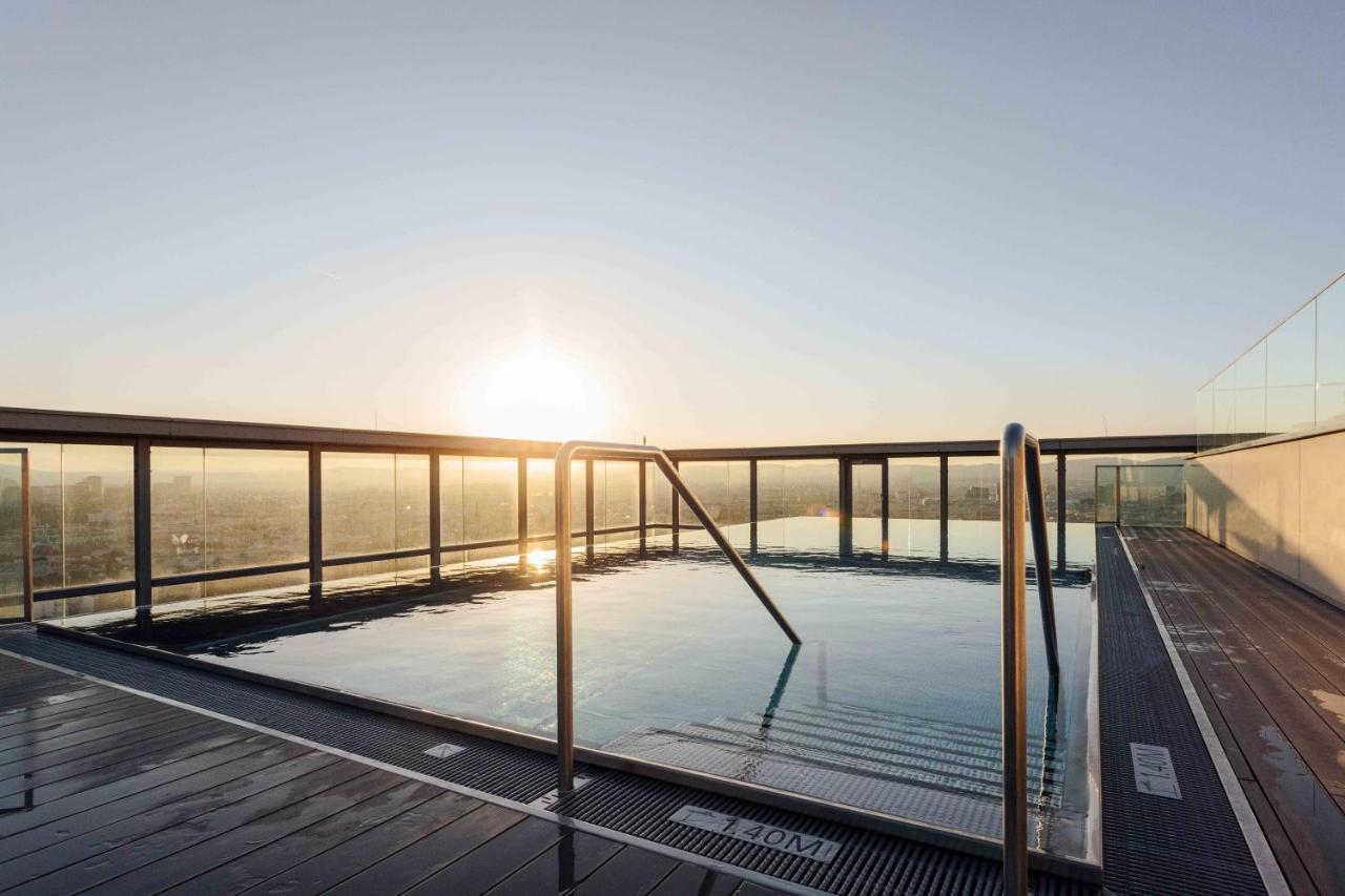 Design With Amazing View Over 2 Wien